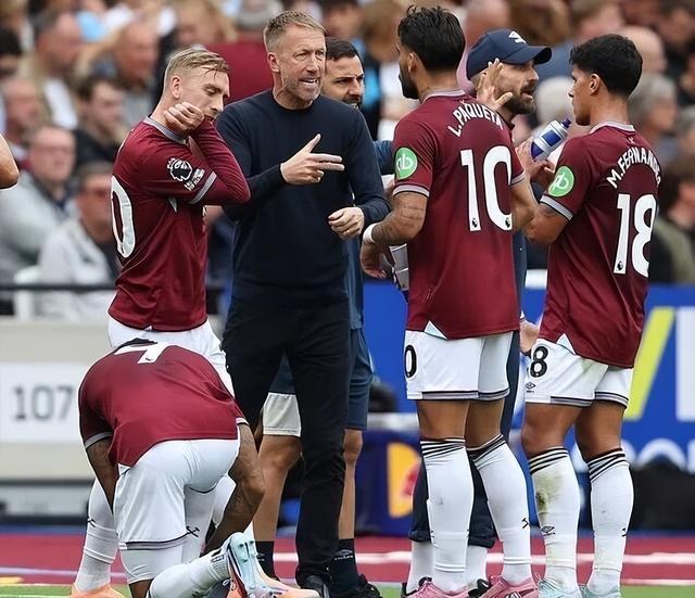 2017 经典赛：美国队在决赛中 8-0 完封波多黎各，夺得队史首座 WBC 冠军奖杯