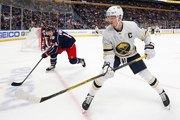 记者：路易斯恢复顺利可能随申花队出征河南，陈晋一出战存疑